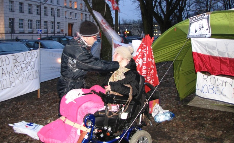 Dla Marcina i Doroty protest to "być albo nie być" /Monika Gosławska /RMF FM