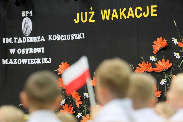 Dla ponad 4,7 mln uczniów kończy się rok szkolny 2021/2022 / 	Leszek Szymański    /PAP