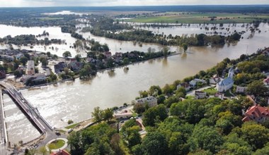 Dla rolników powódź się nie skończyła. Usuwają szkody, liczą straty