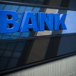 Dlaczego bank przypomina urząd?