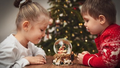 Dlaczego Boże Narodzenie wypada w grudniu? Skąd się wzięła choinka? Odkrywamy sekrety świątecznych tradycji