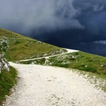 Dlaczego burza w górach jest niebezpieczna? Wyjaśniamy 
