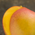 Dlaczego nie należy wyrzucać skórki z mango?