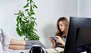 Dlaczego odkładamy wszystko na jutro? Odpowiedź może cię zaskoczyć