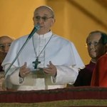 Dlaczego papieże wybierają nowe imię? Historia i znaczenie imion papieskich