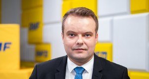 ​Dlaczego PiS ma kłopoty finansowe? Zapytamy Rafała Bochenka