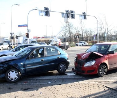 Dlaczego Polacy jeżdżą bez OC?