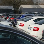 Dlaczego Polacy zmieniają samochody? Decydują nie tylko pieniądze