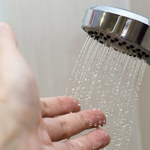 Dlaczego poranny prysznic może zwiększyć twoje zdrowie psychiczne?