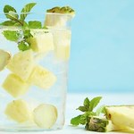Dlaczego powinniśmy pić szklankę wody z ananasem dziennie?