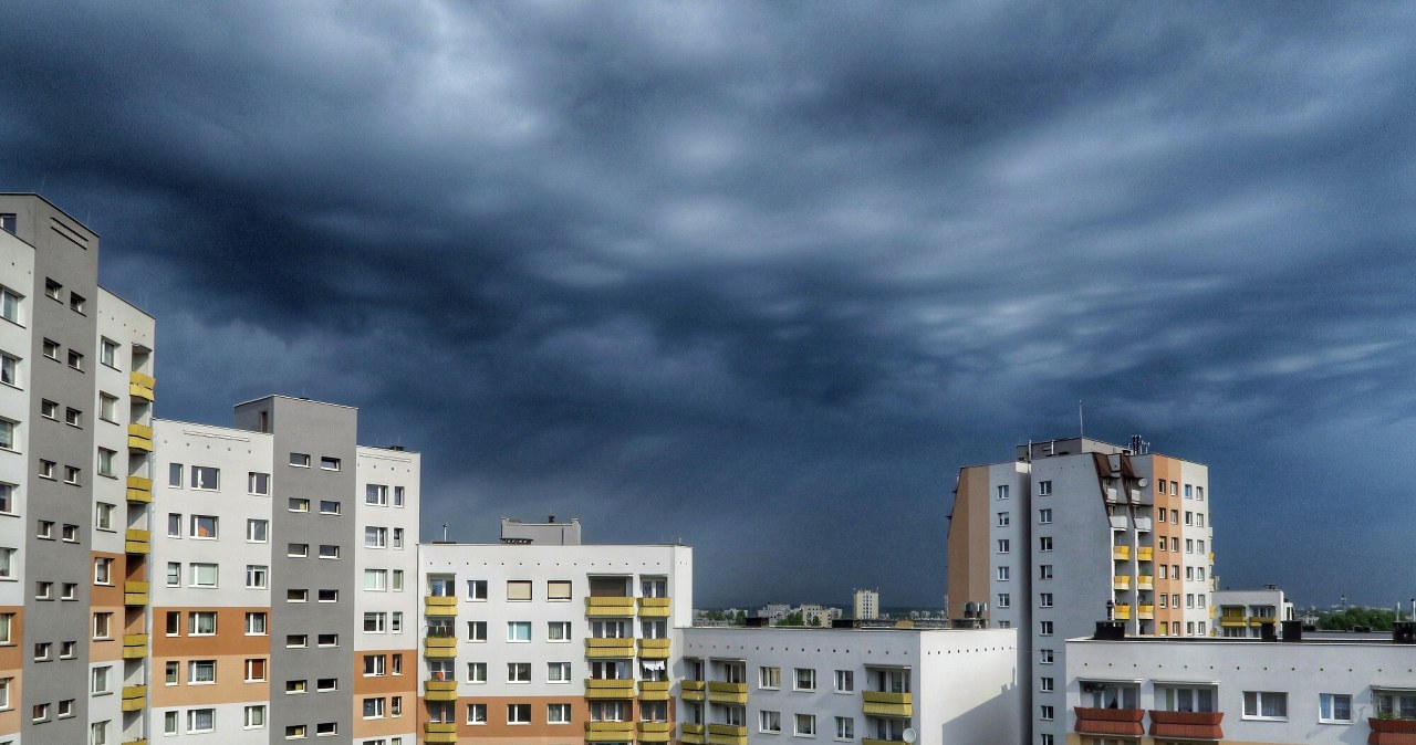 Dlaczego w Katowicach jest tak wiele burz? /Tomasz Kawka /East News