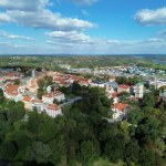 Dlaczego warto odwiedzić Sandomierz? To miasto pełne atrakcji