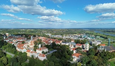 Dlaczego warto odwiedzić Sandomierz? To miasto pełne atrakcji