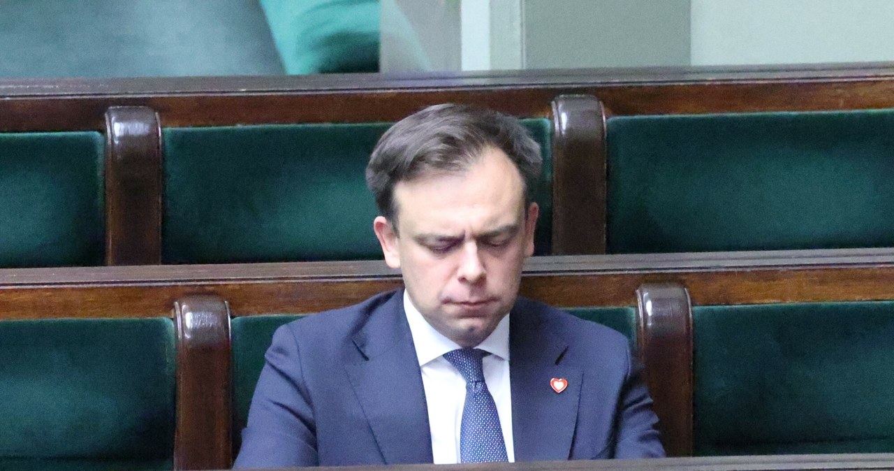 Dług Polski puchnie w oczach. Minister finansów Andrzej Domański ma o czym myśleć /Jacek Domiński /Reporter