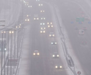 Długa trasa w śnieżny dzień? Lepiej przygotuj się na najgorsze