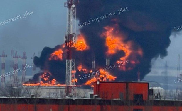 Długie ręce Kijowa. Płonie kluczowy obiekt rosyjskiego sektora naftowego