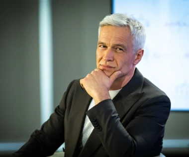 Długo nie miał szczęścia w miłości. Z kim przed laty się umawiał?