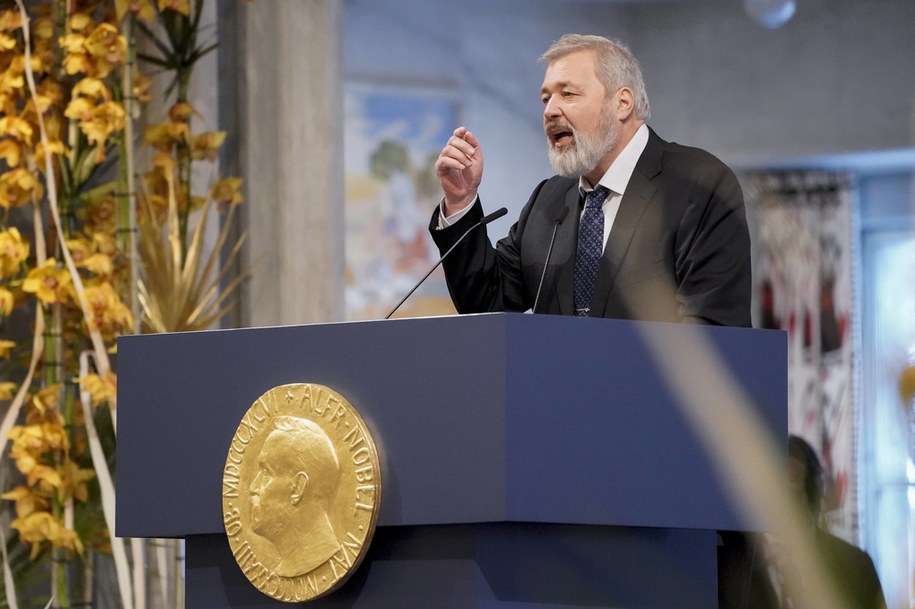 Dmitry Muratow na ceremonii wręczenia nagrody Nobla w grudniu 2021 roku w Oslo /	Stian Lysberg Solum / POOL /PAP/EPA
