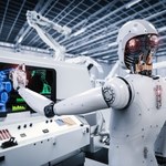 Do 2025 roku będą globalnym pionierem w robotyce i SI