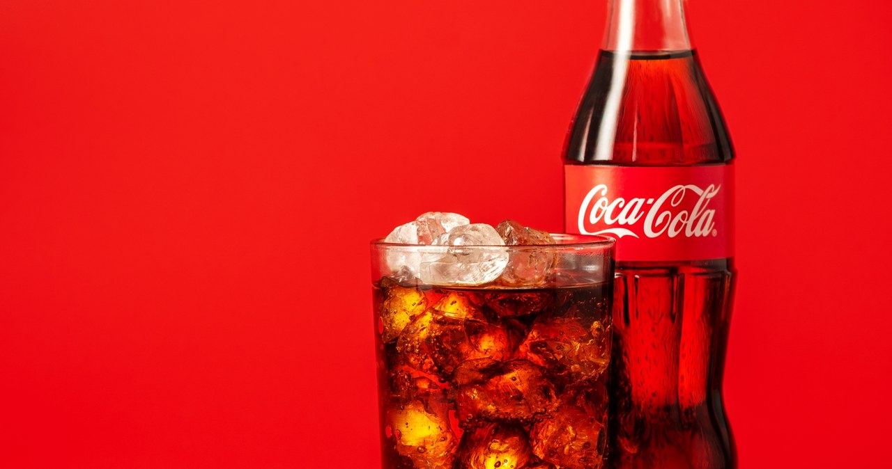 Do Coca-Cola HBC Russia należy 10 fabryk produkujących napoje gazowane i soki /123RF/PICSEL
