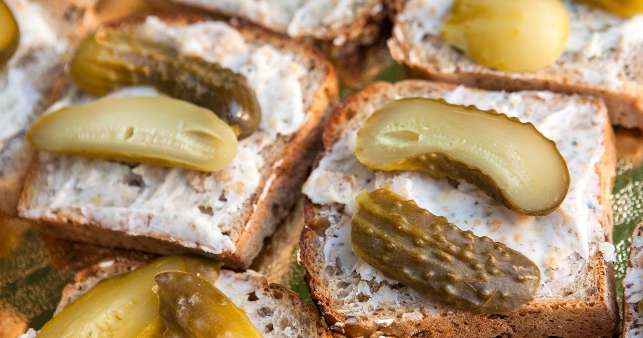 Do czego używać smalcu? Świetnie sprawdzi się jako smarowidło do kanapek /MagMos /Canva Pro