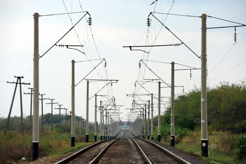 Do dzisiaj na Ukrainie pociągi kursują po rozstawie szerokotorowym, takim, jaki panował dawniej w całym ZSRR /Wojciech Strozyk/REPORTER /East News