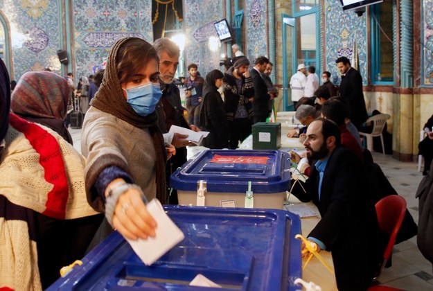 Do głosowania uprawnionych było ok. 58 mln Irańczyków w wieku co najmniej 18 lat /Abedin Taherkenareh   /PAP/EPA