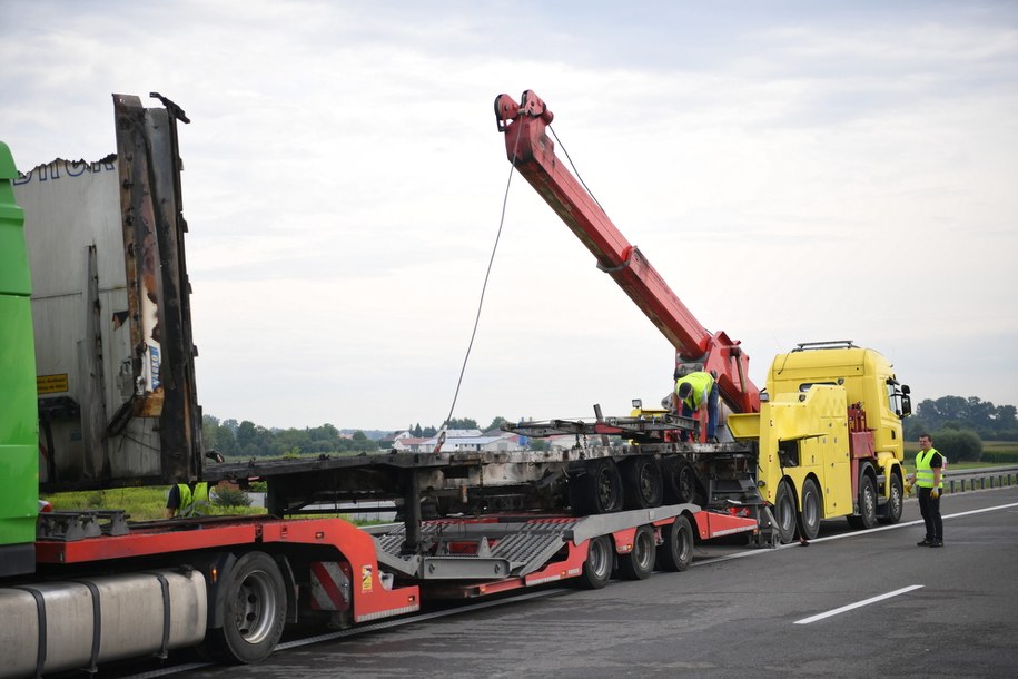 Do groźnego pożaru doszło w nocy między węzłami Przeworsk i Rzeszów Wschód /Darek Delmanowicz /PAP