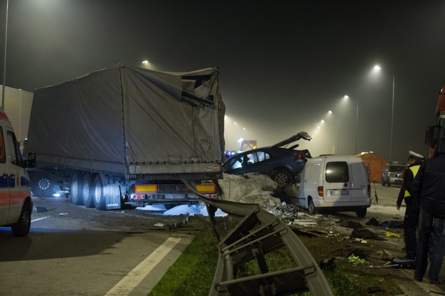 Do karambolu na S8 doszło na początku maja tego roku /Grzegorz Michałowski /PAP