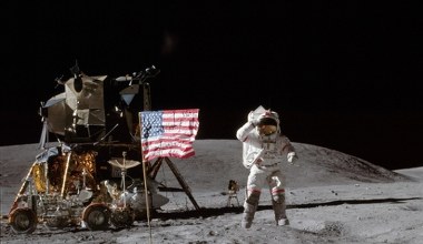 Do kogo należy Księżyc? Dziennikarz z Fox News stwierdził, że do Amerykanów