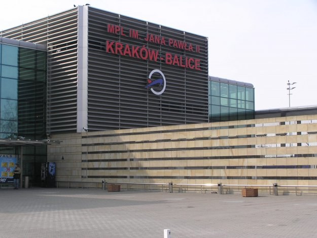 Do Krakowa można jeszcze w lipcu dostać najtańsze bilety /INTERIA.PL