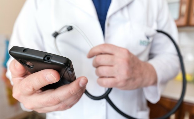 Do lekarza zapiszesz się on-line. Sprawdź, jak będą przydzielane terminy