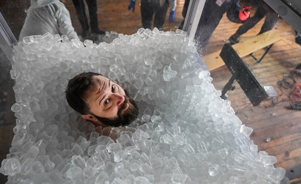 Do lodowatej wody marsz! Święto morsów kolejny raz nad Bałtykiem