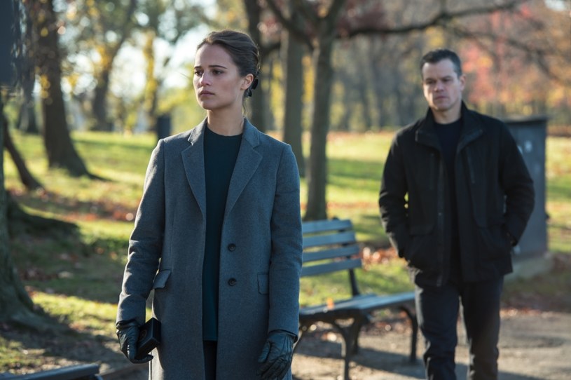 Do Matta Damona dołączyła w najnoszej odłonie "Bourne'a" tegoroczna zdobywczyni Oscara Alicia Vikander /materiały prasowe