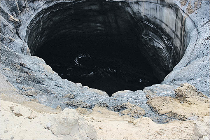 Do ogromnych kraterów dołączyły elastyczne "bąble" - ziemia na Syberii zachowuje się coraz dziwniej /materiały prasowe