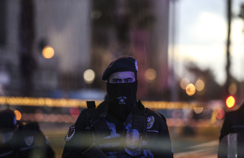 Do operacji ujęcia podejrzanego, którą przeprowadzono przy współpracy wywiadu, zmobilizowano ok. 2 tys. policjantów /EMRE TAZEGUL /AFP