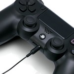 Do PlayStation 4 podłączymy mniej padów niż do Xboksa One
