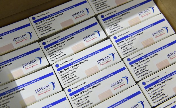 Do Polski w środę trafi 120 tys. dawek Johnson & Johnson