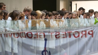 Do rezydentów dołączają inne zawody medyczne. "Protest rozszerza się na cały kraj"