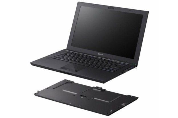 Do Sony Vaio Z21 możemy dokupić dodatkową baterię /materiały prasowe