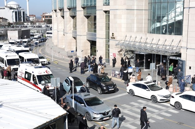 Do strzelaniny doszło przed sądem w Stambule /BERK OZKAN /PAP/EPA