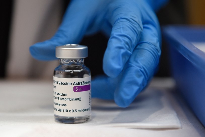 Do szczepień wykorzystana będzie szczepionka AstraZeneca z polskich zasobów /AFP