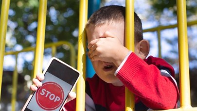 Do tego wieku dzieci nie powinny używać smartfonów. Najnowsze badania naukowców