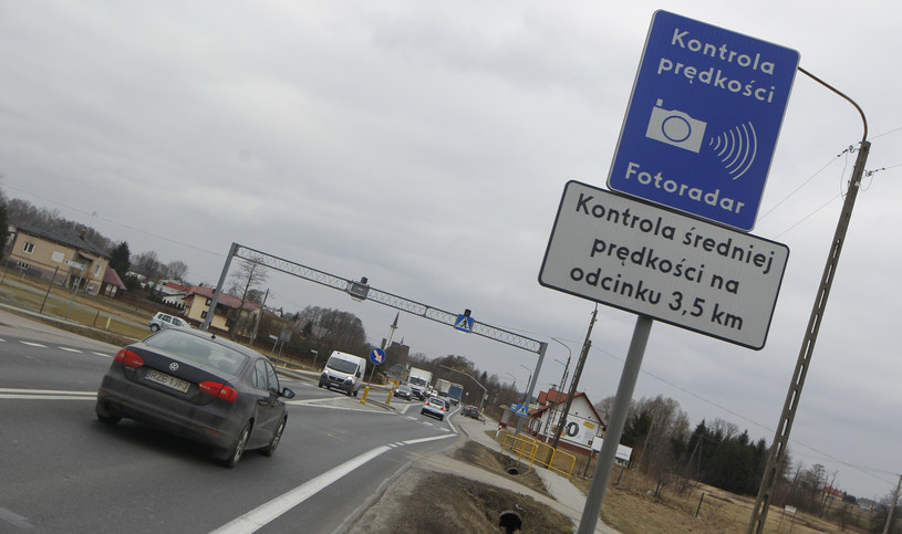 Do tej pory system montowano na drogach krajowych /Krzysztof Kapica /East News