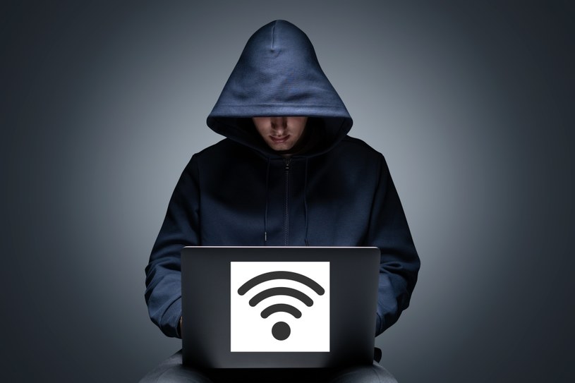 Do twojego routera Wi-Fi może podłączyć się nawet sąsiad. Możesz go wyrzucić z sieci. /123RF/PICSEL