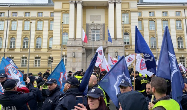 Do Warszawy przyjechało kilka tysięcy funkcjonariuszy /Krzysztof Zasada /RMF FM