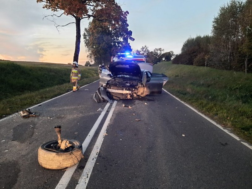 Do wypadku doszło, bo któryś z kierowców zjechał do osi jedni /Informacja prasowa