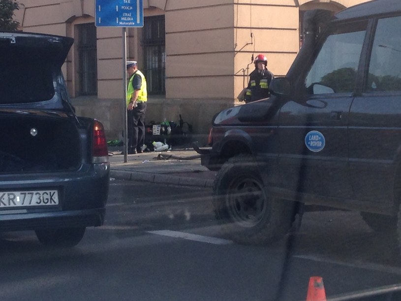 Kraków Wypadek w centrum miasta. Aleje zablokowane