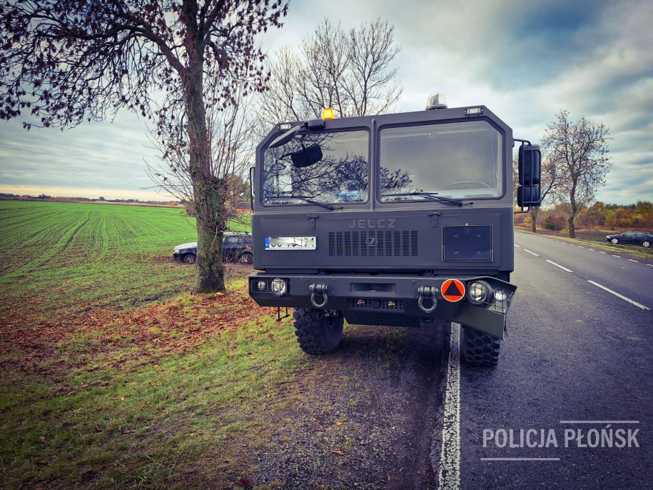 Do wypadku doszło na drodze krajowej nr 62 w miejscowości Zarębin. /Mazowiecka Policja /