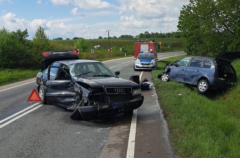 Do wypadku doszło w miejscowości Sarnaki (woj. mazowieckie) na drodze krajowej nr 19 /Policja Łosice /